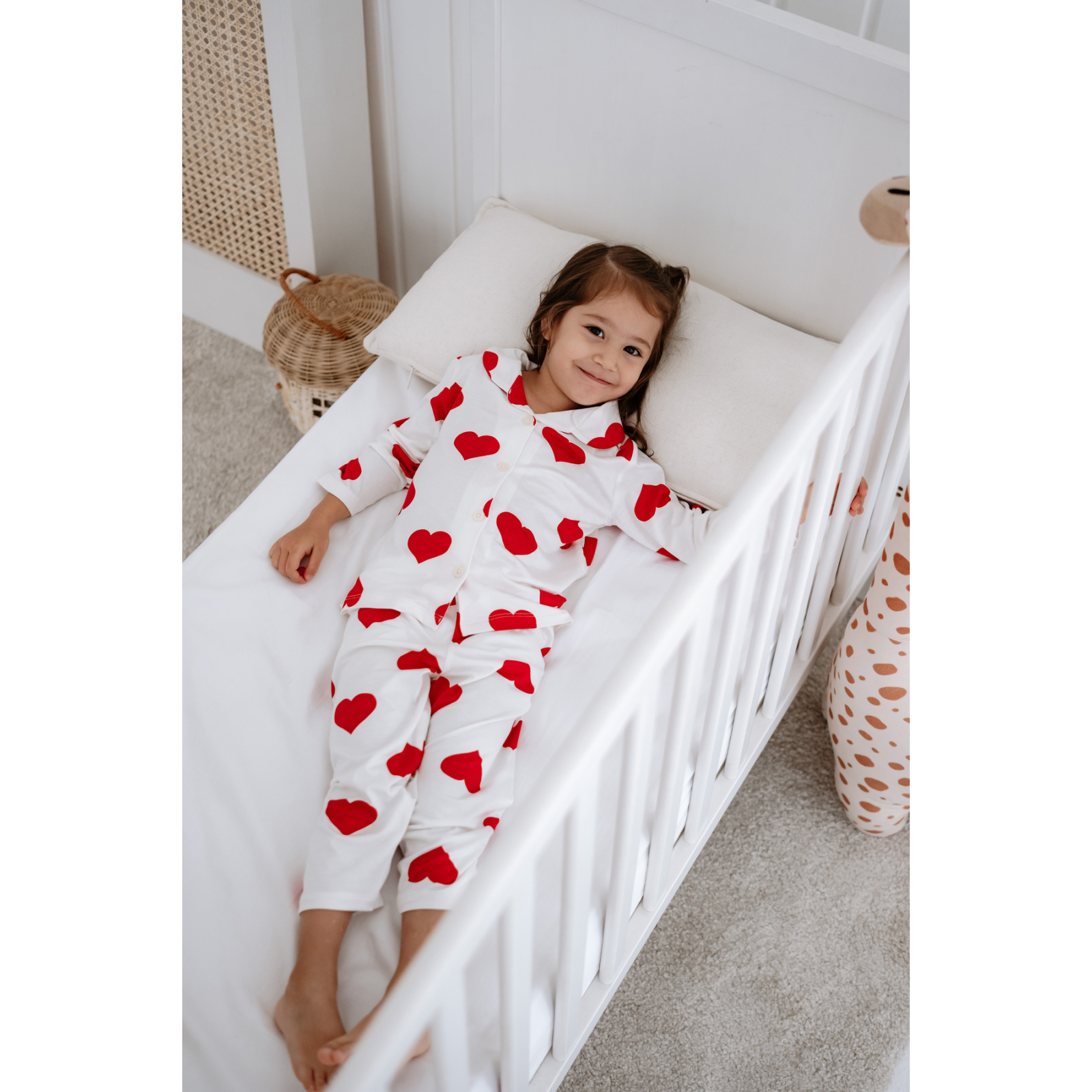 Önden Düğmeli Bambu Kalpli Çocuk Pijama Takımı