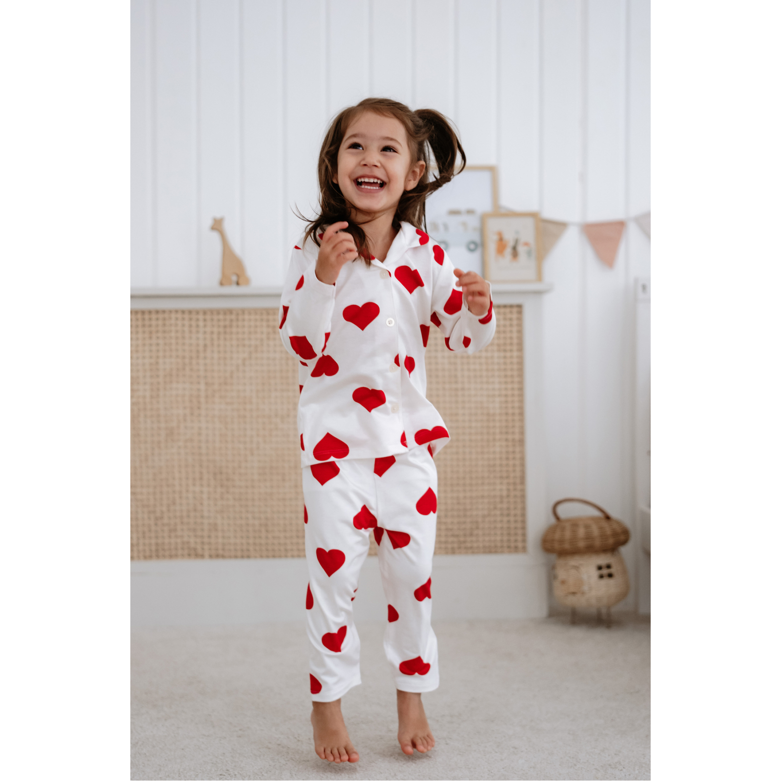 Önden Düğmeli Bambu Kalpli Çocuk Pijama Takımı