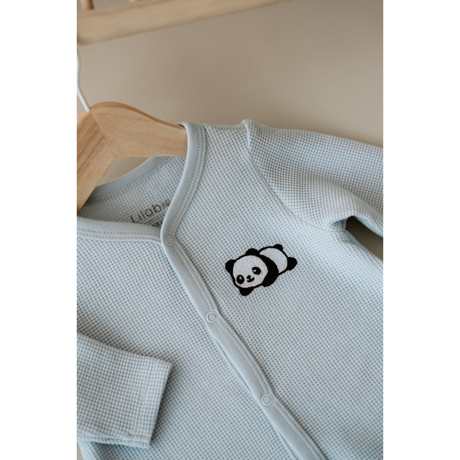 Uzun Kollu Nakış İşlemeli Waffle Kumaş Bebek Tulum