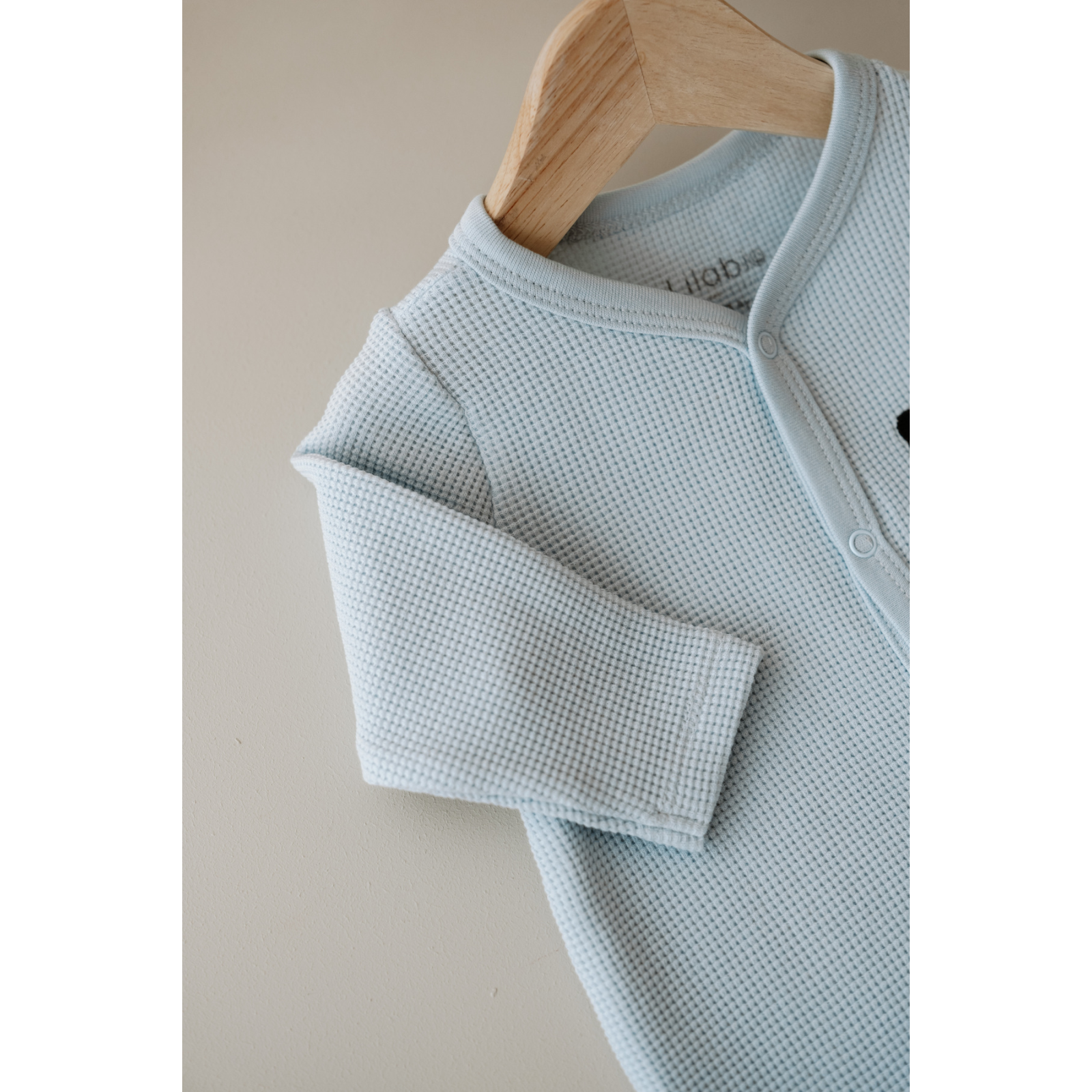 Uzun Kollu Nakış İşlemeli Waffle Kumaş Bebek Tulum