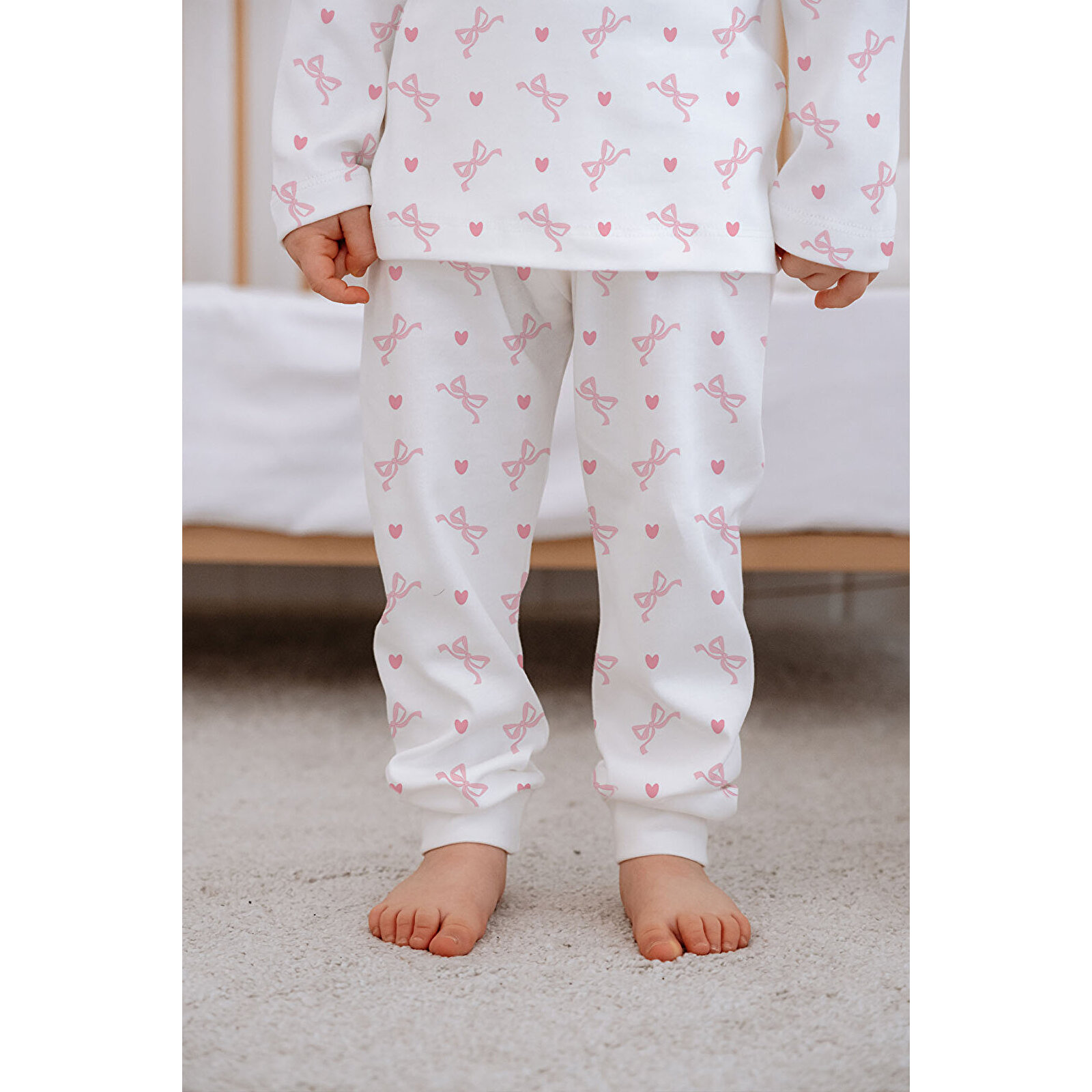 Kız Bebek Çocuk Pijama Takımı Uzun Kollu Üst ve Alt Takım - Pembe Fiyonk Masalı