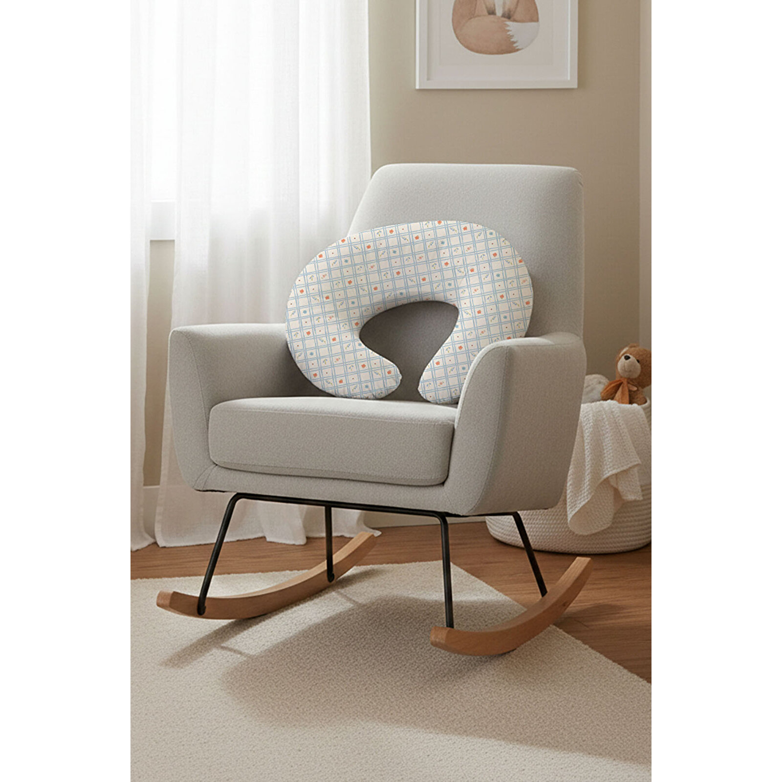 Emzirme Minderi - Karede Çiçekler