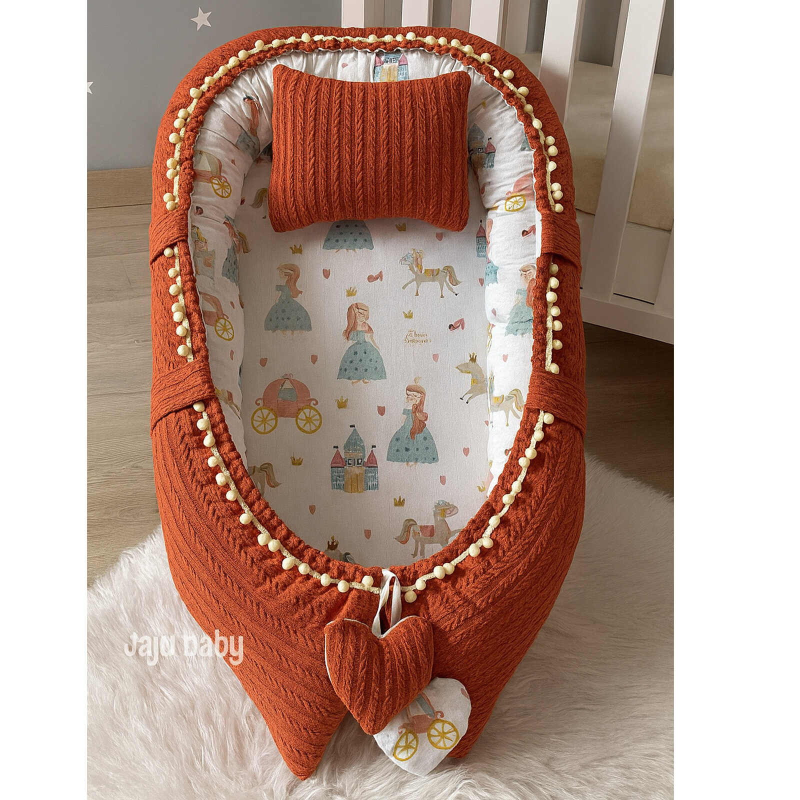 Kiremit Örgü Prenses Desenli Waffle Babynest – %100 Pamuk, Baş Destekli Kiremit Örgü Prenses Desenli Waffle Babynest – %100 Pamuk, Baş Destekli