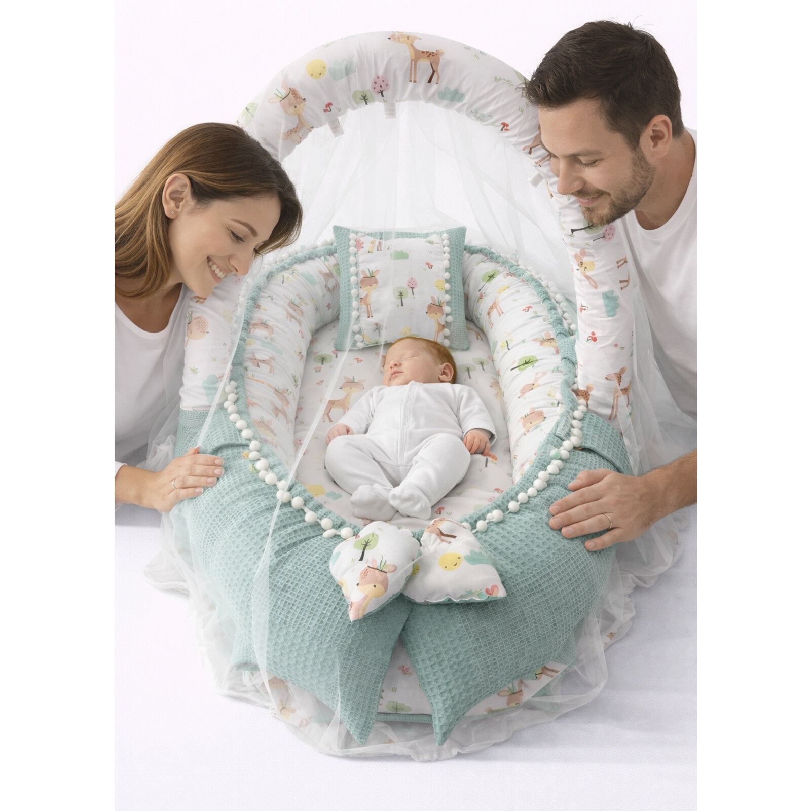 Waffle Yeşil Pike Kumaş ve Poplin Kumaş Ponponlu Babynest Oyuncak Aparat ve Cibinlik Tüllü Set