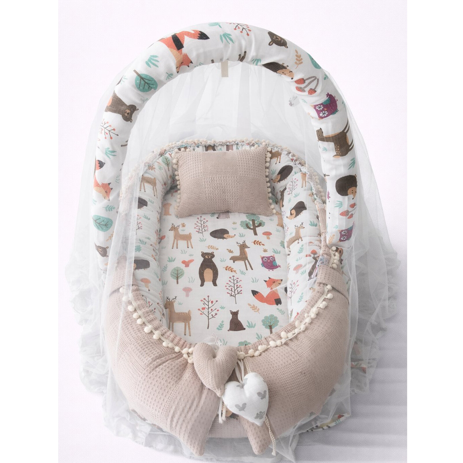 Bej Waffle Pike Kumaş ve Orman Kumaş Ponponlu Babynest Oyuncak Aparat ve Cibinlik Tül Set