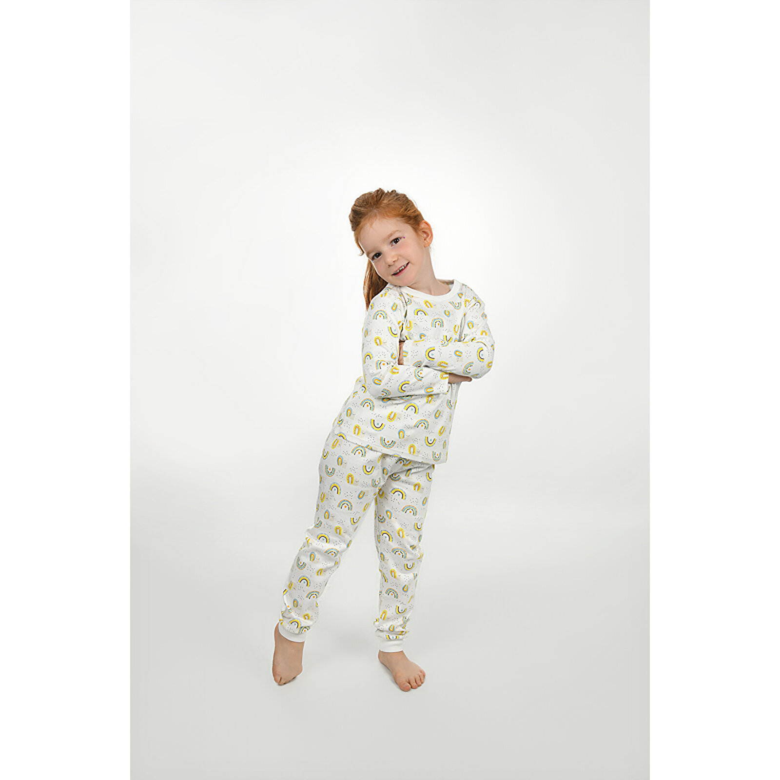 Çocuk Pijama Takımı 1-5 Yaş Gökkuşağı Desen Çocuk Pijama Takımı 1-5 Yaş Gökkuşağı Desen