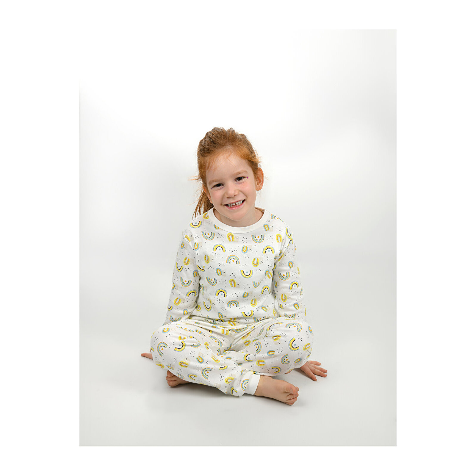 Çocuk Pijama Takımı 1-5 Yaş Gökkuşağı Desen Çocuk Pijama Takımı 1-5 Yaş Gökkuşağı Desen