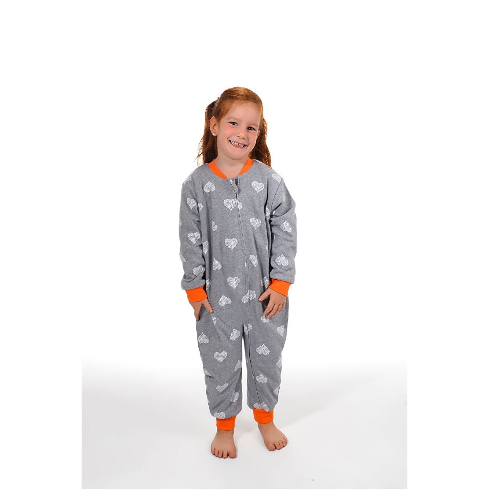 Kız Gri Kalpli Desen Uyku Tulumu Fermuarlı 1TOG Bisiklet Yaka Ribanalı Paça Uzun Kol Kız Gri Kalpli Desen Uyku Tulumu Fermuarlı 1TOG Bisiklet Yaka Ribanalı Paça Uzun Kol