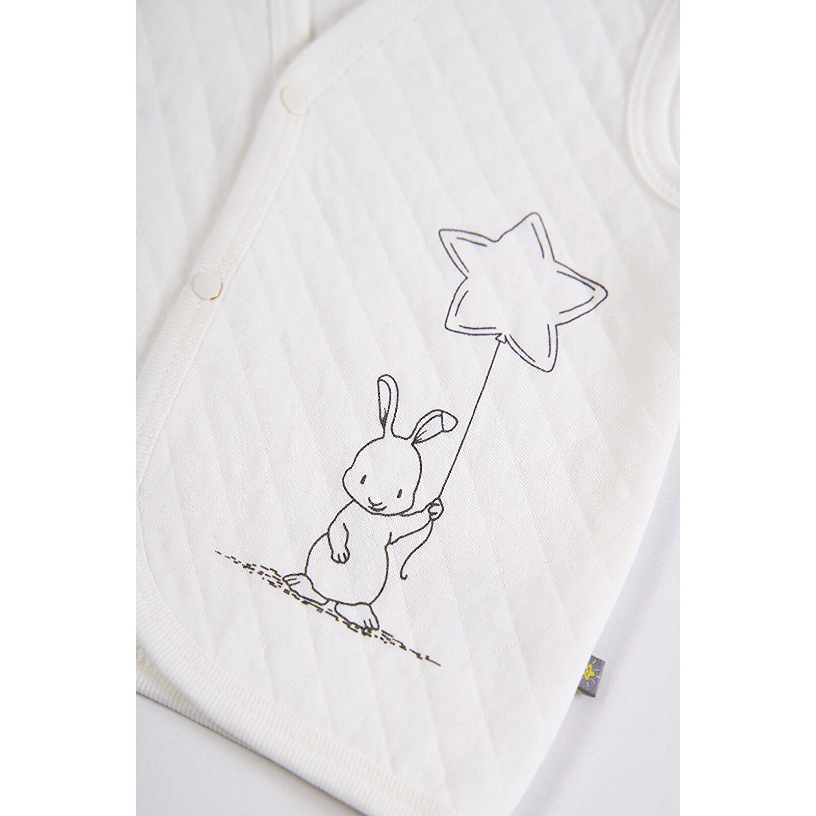 Kapitone Bebek Yelek - Beyaz Tavşan