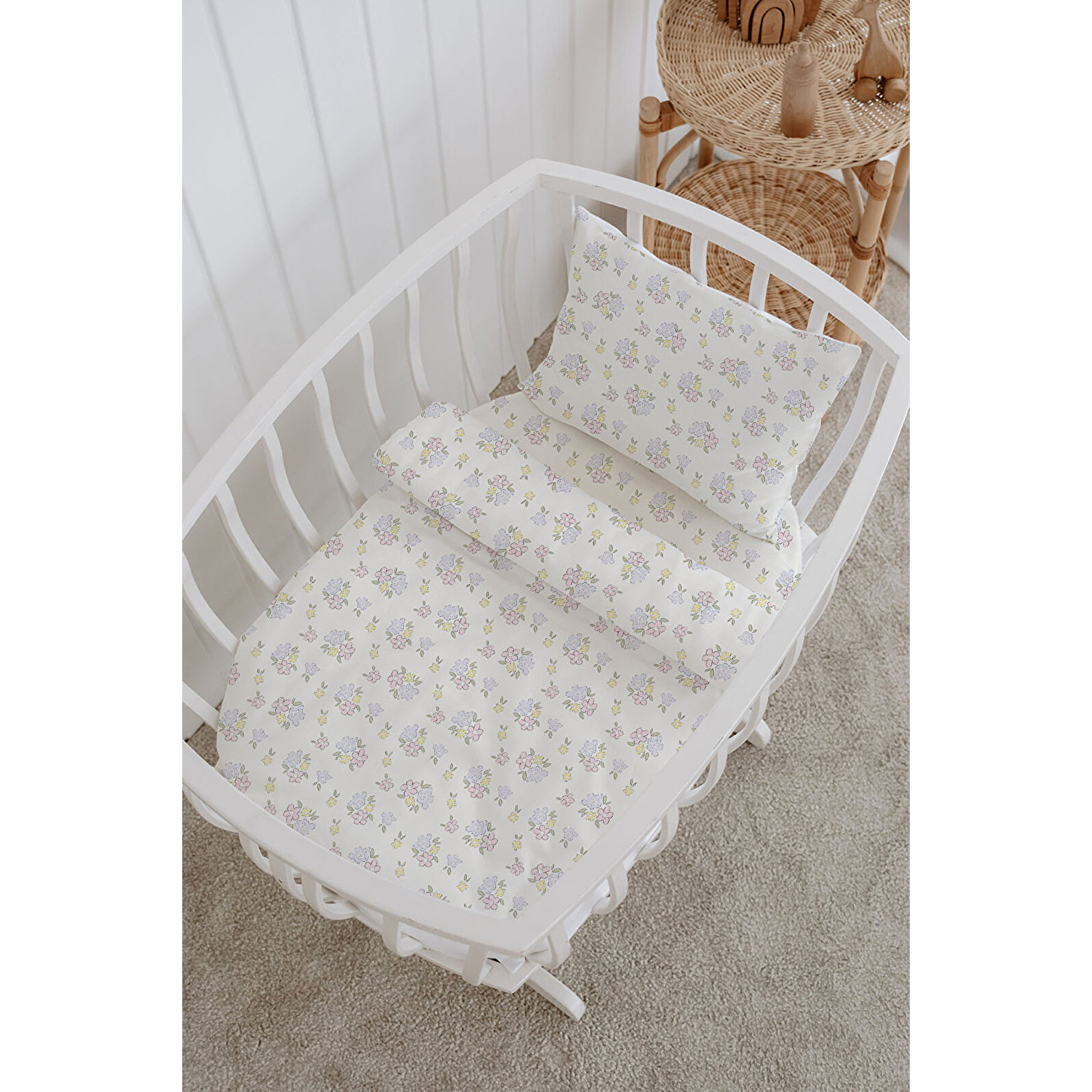 %100 Pamuklu Poplin Bebek Beşik Nevresim Seti 80x120 cm - Pastel Bahar Çiçekleri