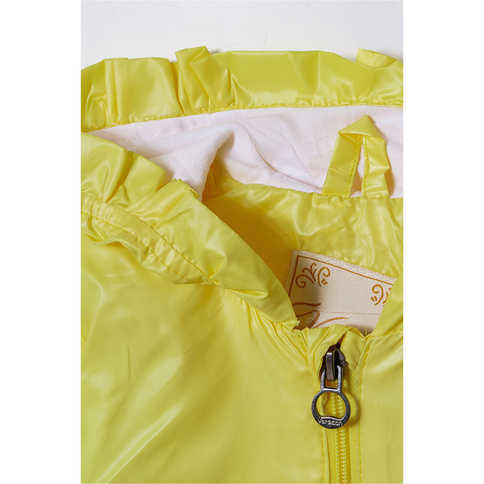 Kız Çocuk Kapüşonlu Rüzgarlık & Yağmurluk 1 - 5 Yaş Kız Çocuk Kapüşonlu Rüzgarlık & Yağmurluk 1 - 5 Yaş