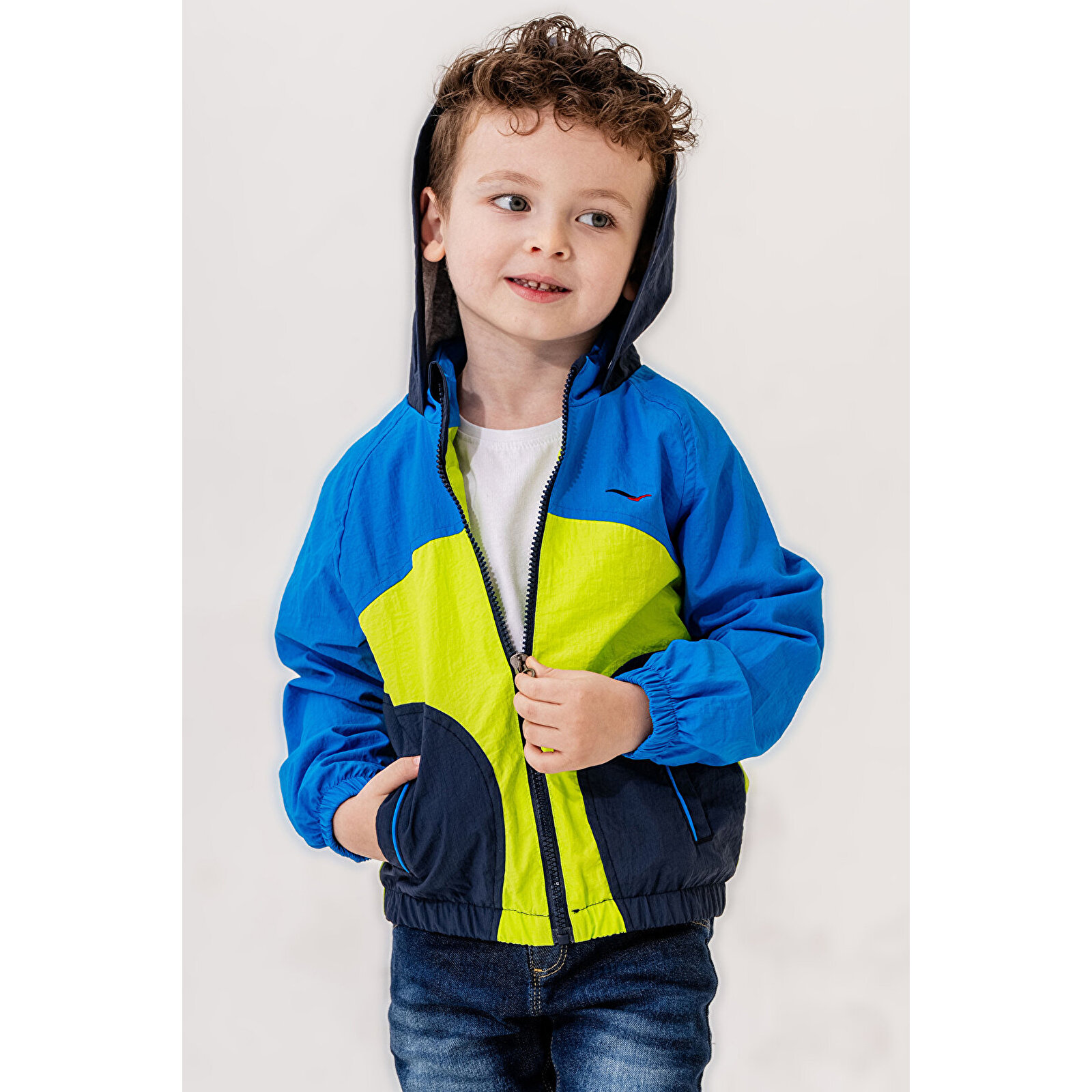 Erkek Çocuk Kapüşonlu Yağmurluk 1 - 5 Yaş