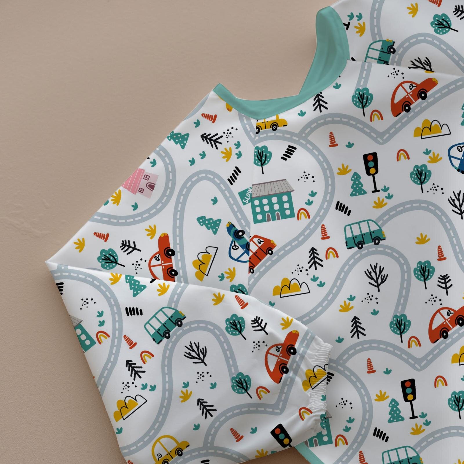 Uzun Kollu Mama ve Faaliyet Önlüğü, Aktivite ve Boyama Önlüğü, Araba Desen