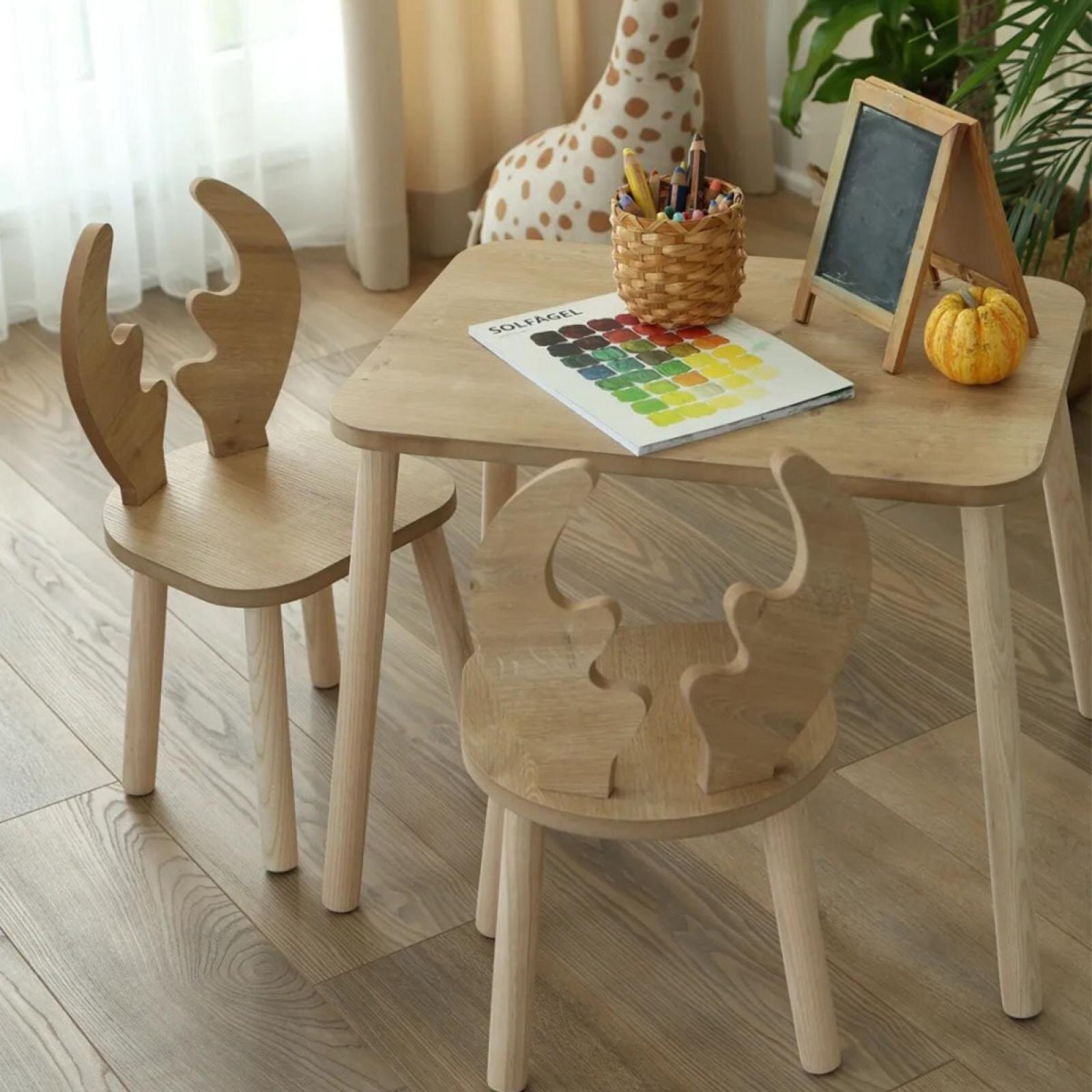 Deer Çocuk Masası ve 2 Sandalye