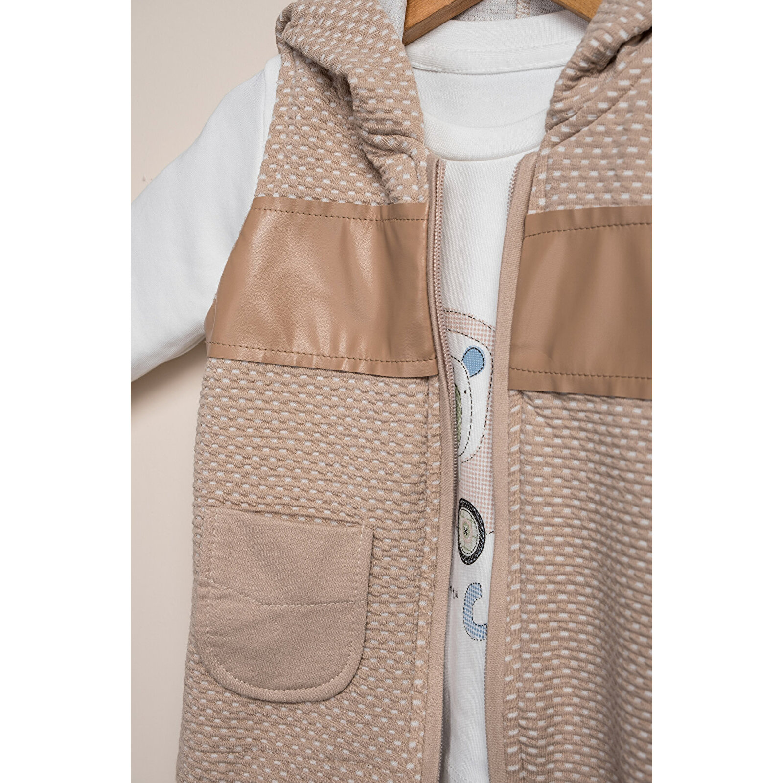 Kapüşonlu Yelekli 3'Lü Takım