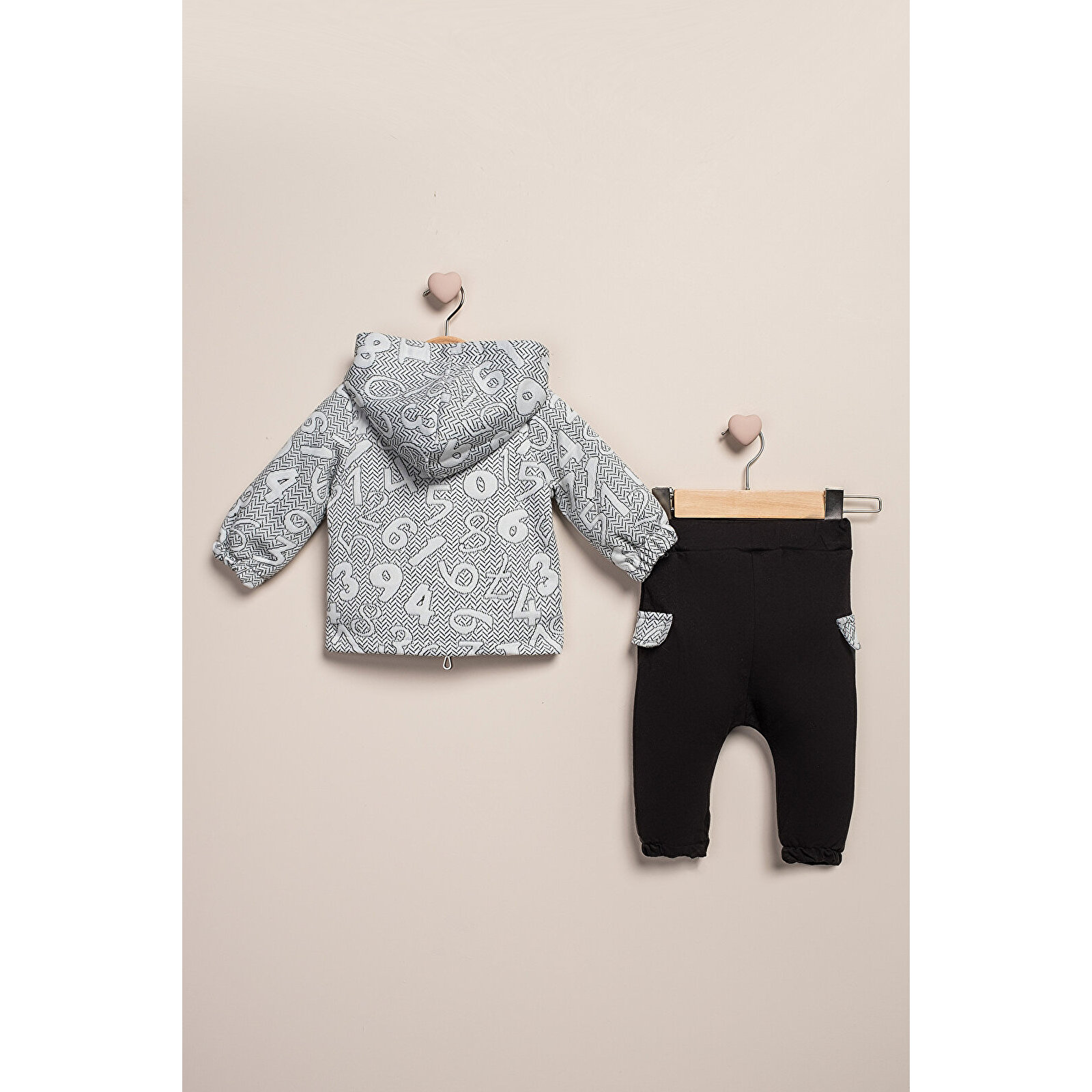 Kapüşonlu Hırka Sayı Baskılı 3'Lü Takım Kapüşonlu Hırka Sayı Baskılı 3'Lü Takım