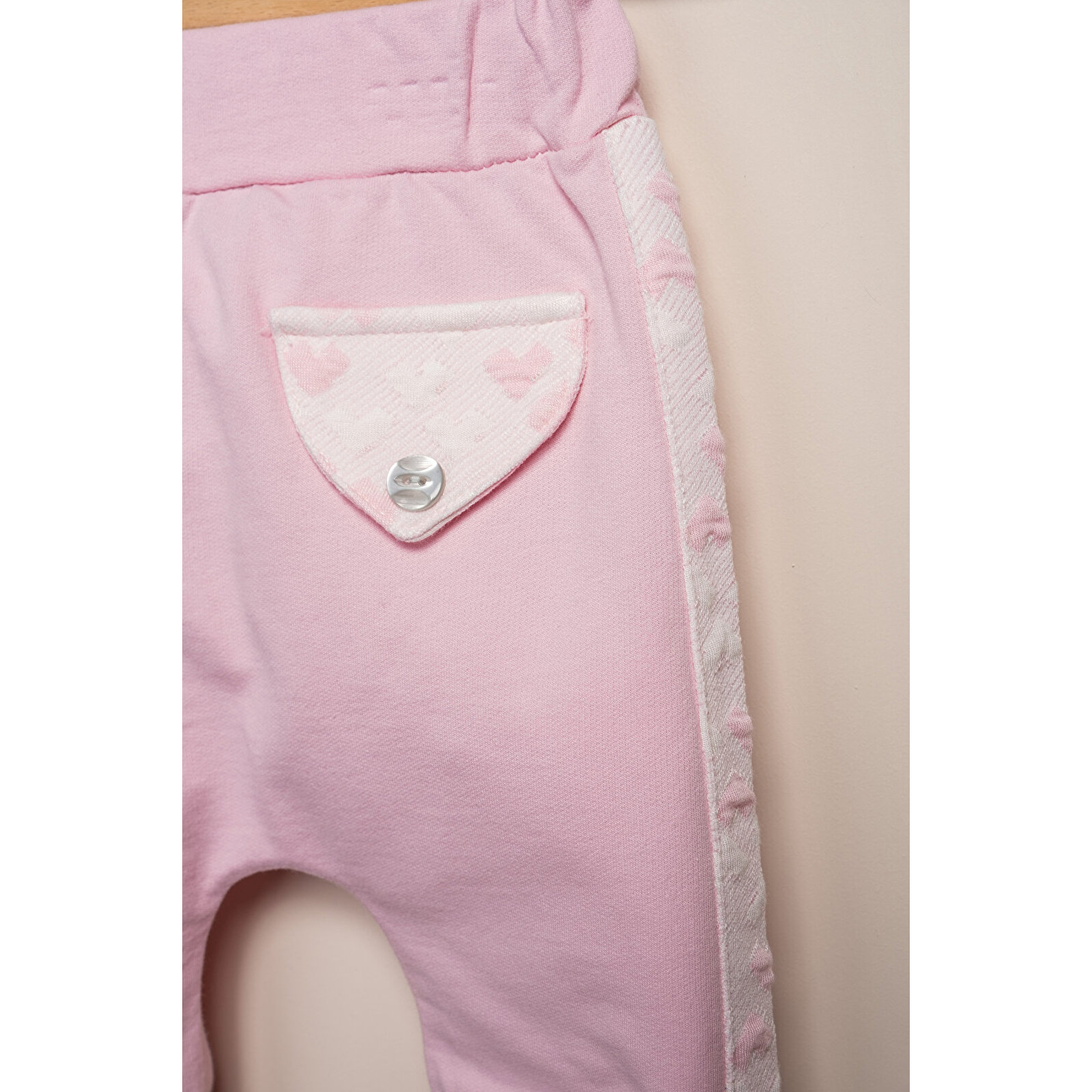 Yelekli Kalp Desen 3'Lü Takım Yelekli Kalp Desen 3'Lü Takım