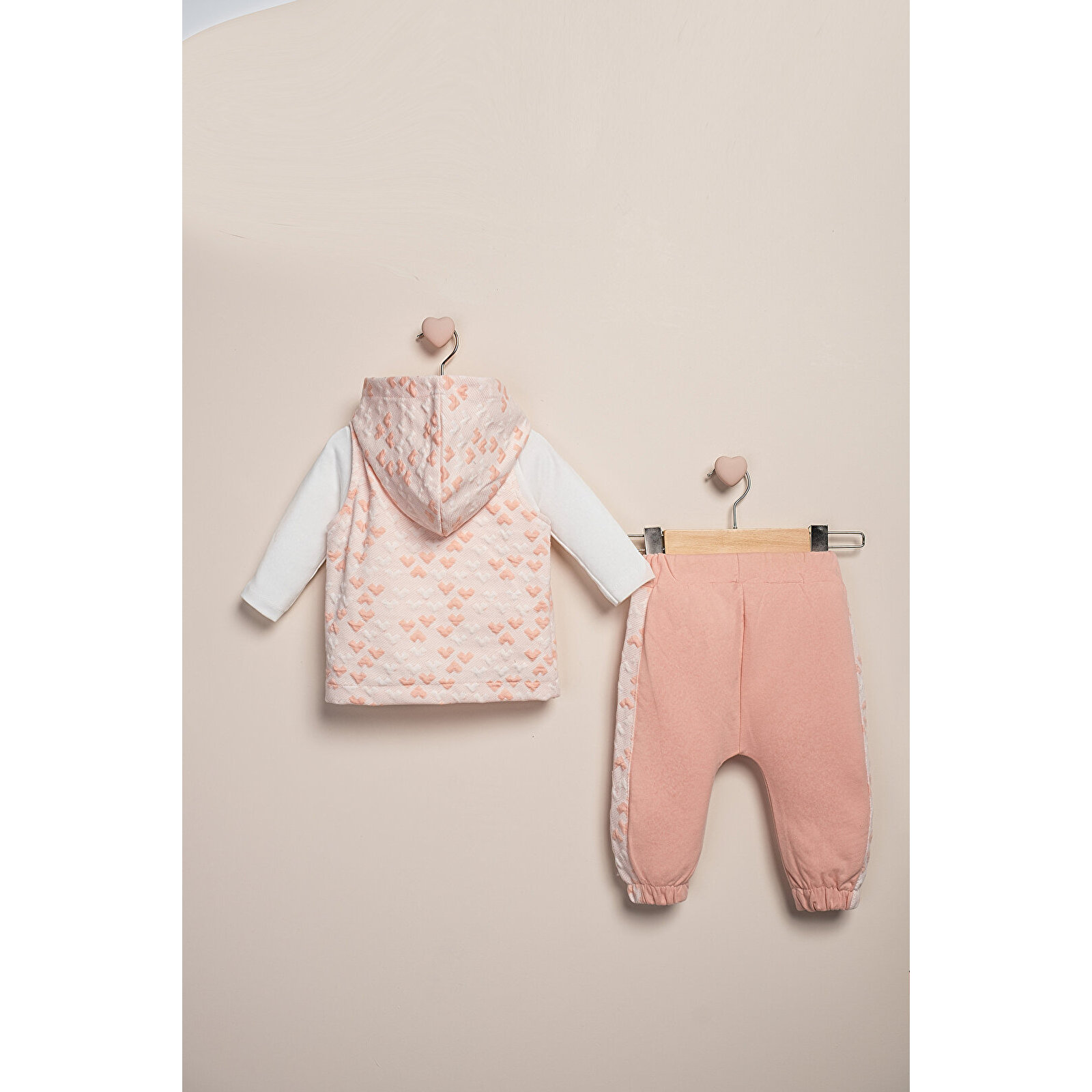 Yelekli Kalp Desen 3'Lü Takım