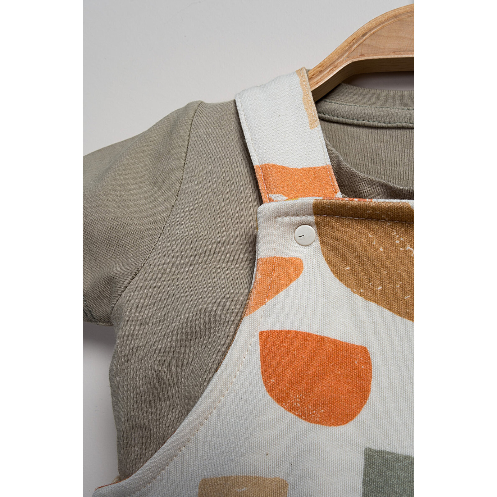 T-Shirt Salopet 2'li Takım T-Shirt Salopet 2'li Takım