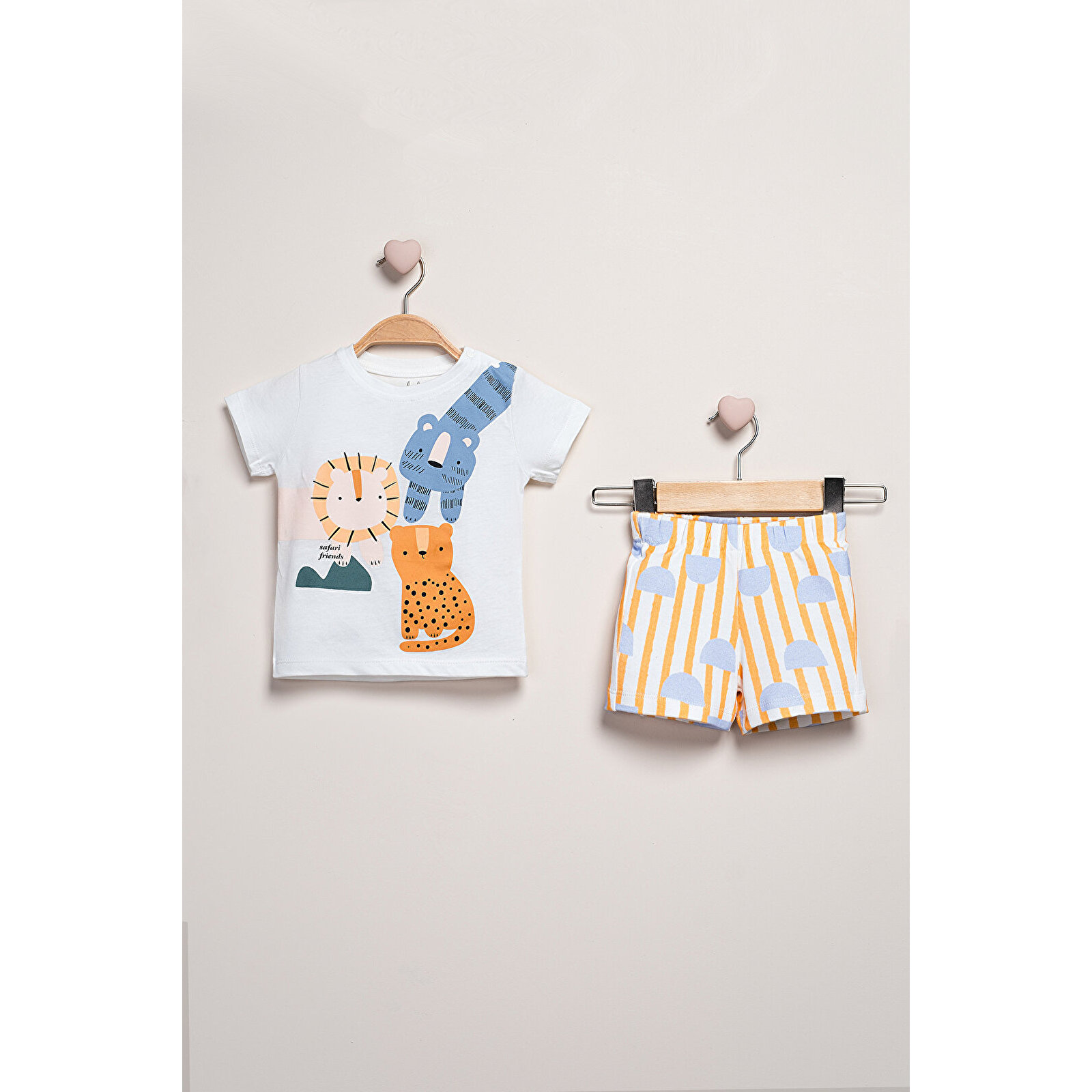 Şortlu İkili Takım Şortlu İkili Takım