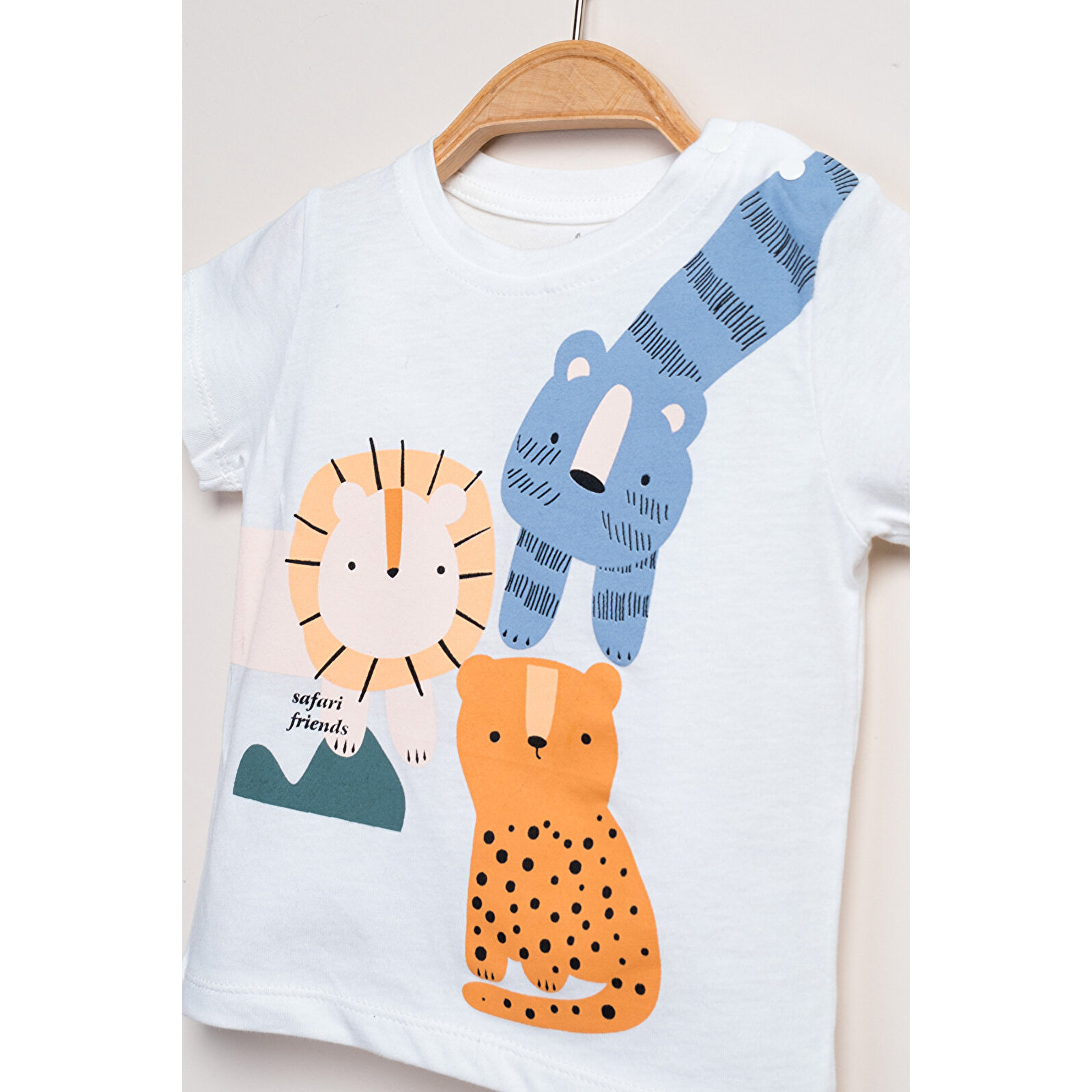 Şortlu İkili Takım Şortlu İkili Takım