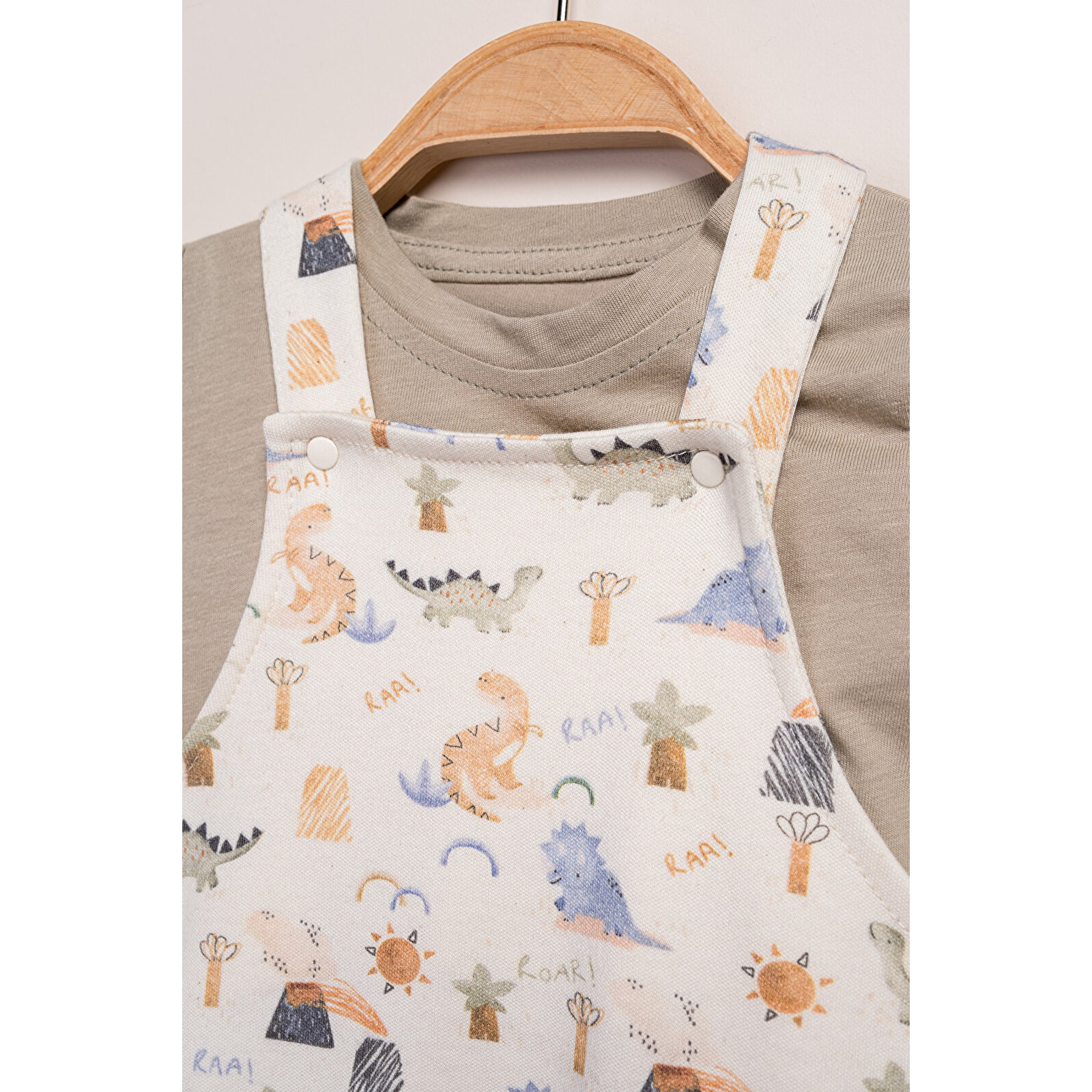 T-Shirt Salopet 2'li Takım T-Shirt Salopet 2'li Takım