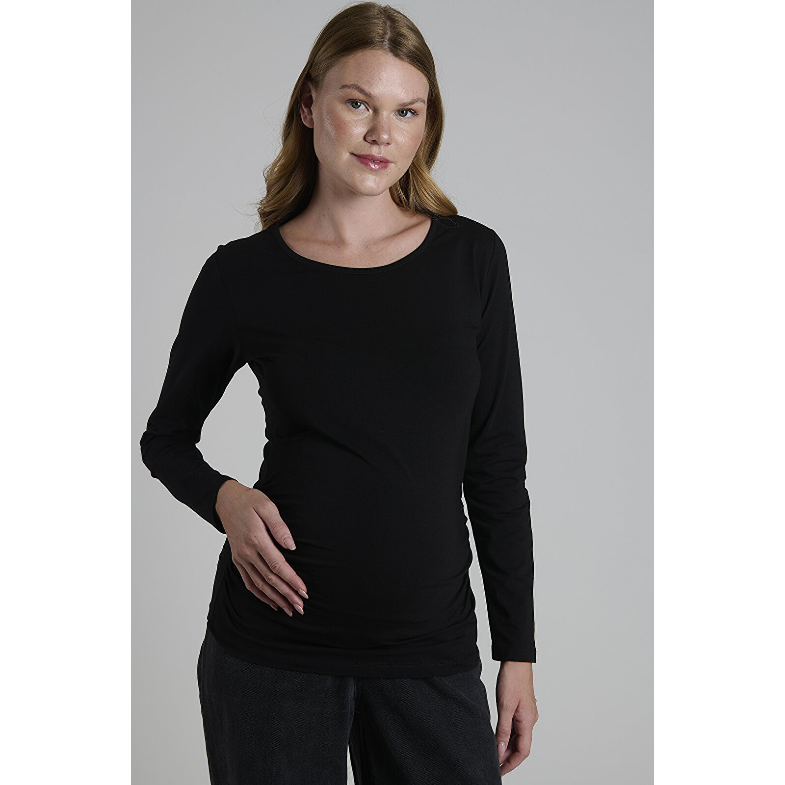 Siyah Bisiklet Yaka Uzun Kollu Kadın Hamile Tişört