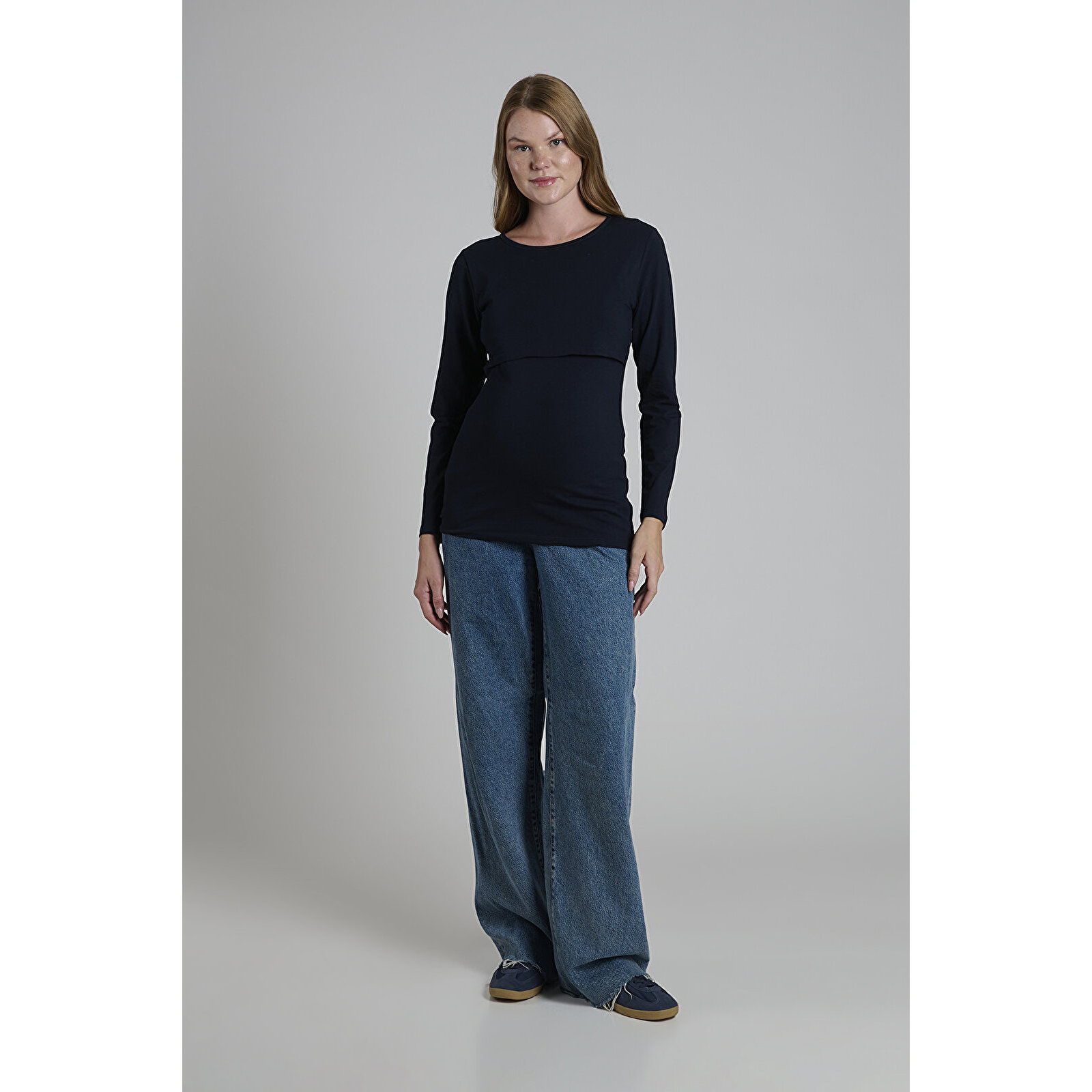 Lacivert Bisiklet Yaka Uzun Kollu Kadın Emzirme Tişört