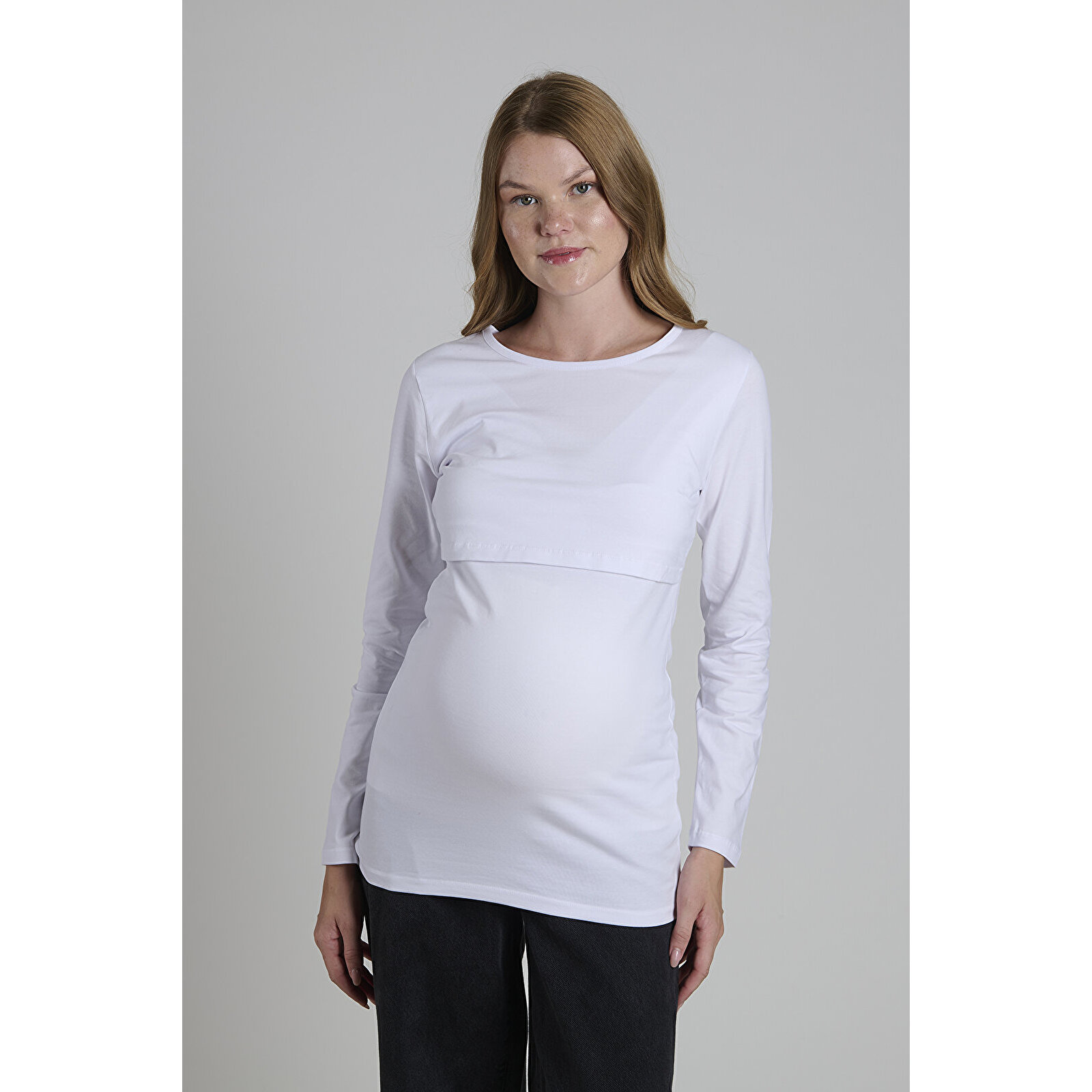 Beyaz Bisiklet Yaka Uzun Kollu Kadın Emzirme Tişört