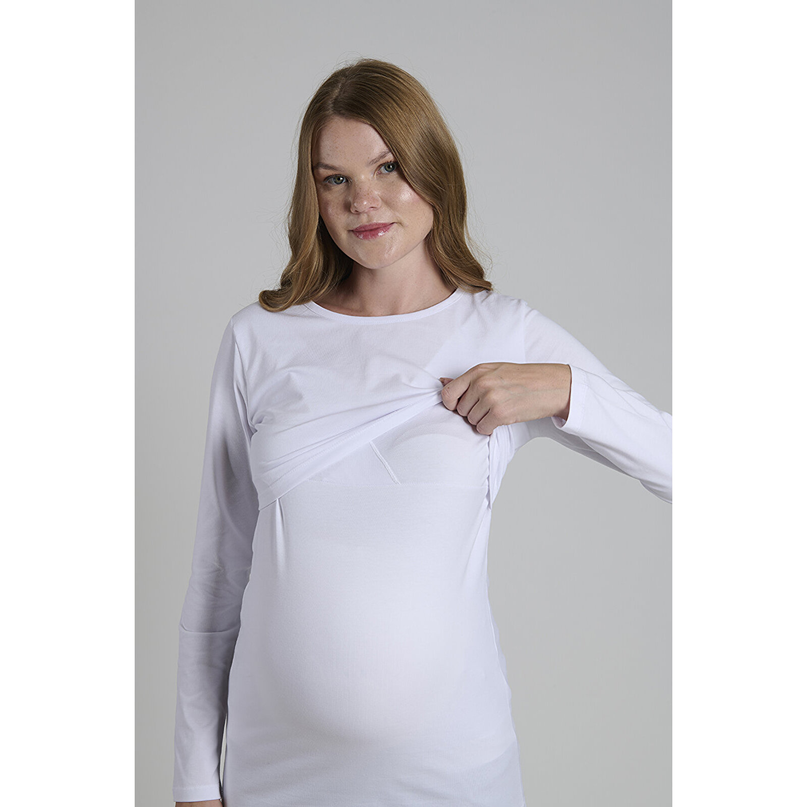 Beyaz Bisiklet Yaka Uzun Kollu Kadın Emzirme Tişört