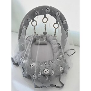 Babynest Lüks Tasarım Ortopedik Anne Yanı Bebek Yatağı Oyuncaklı 3'lü Set, Gri Panda Babynest Lüks Tasarım Ortopedik Anne Yanı Bebek Yatağı Oyuncaklı 3'lü Set, Gri Panda
