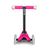 Micro Mini2Grow Deluxe Magic LED 3 Tekerlekli Scooter Pink