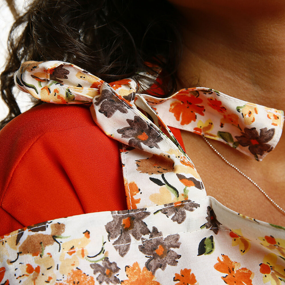 Desenli Emzirme Önlüğü