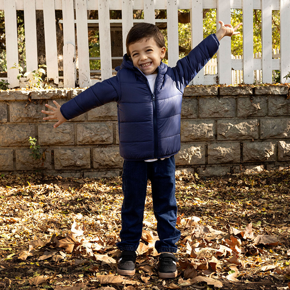 Basic Kulaklı Kapüşonlu Mont Erkek Bebek