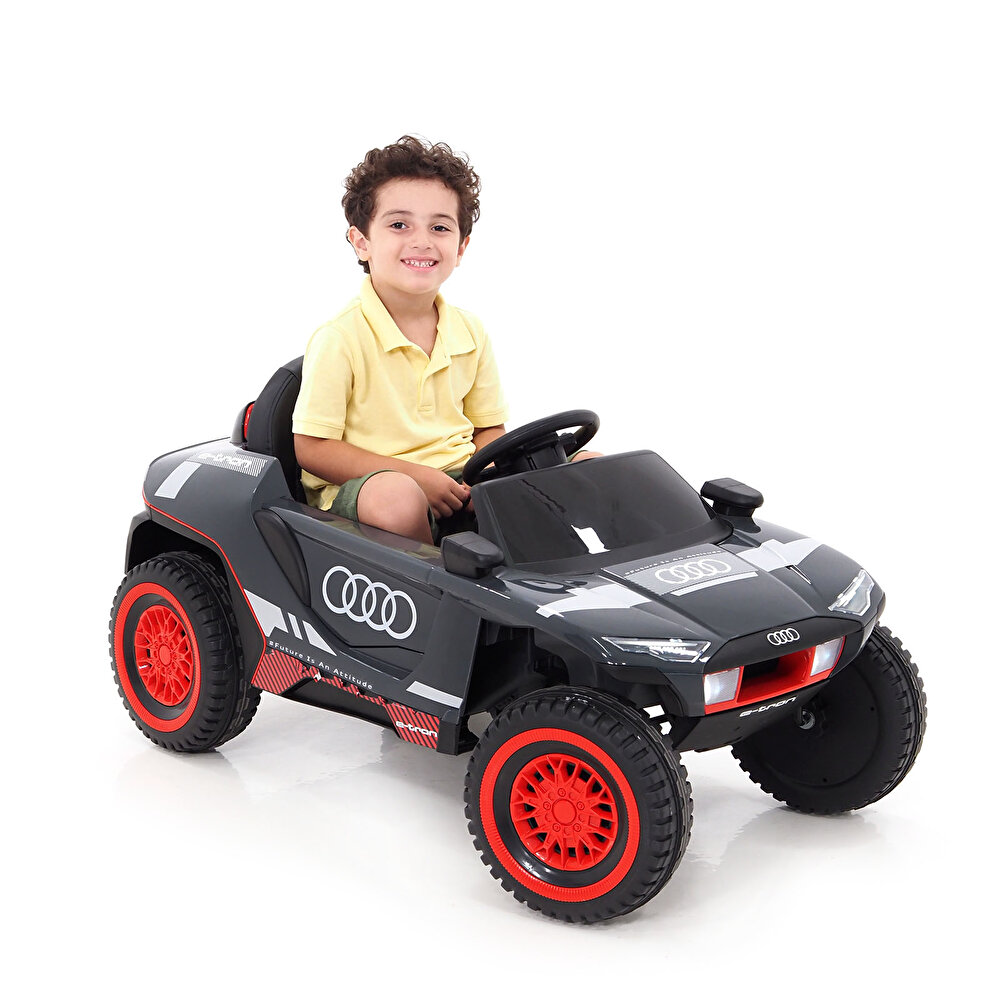 RS Q E-TRON 12 V Akülü Araba Uzaktan Kumandalı 4*2 Siyah