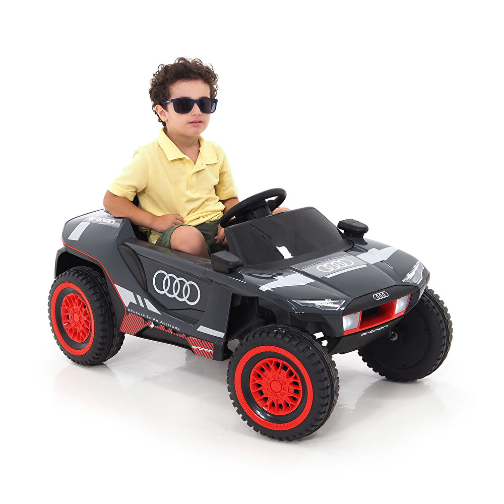 RS Q E-TRON 12 V Akülü Araba Uzaktan Kumandalı 4*2 Siyah