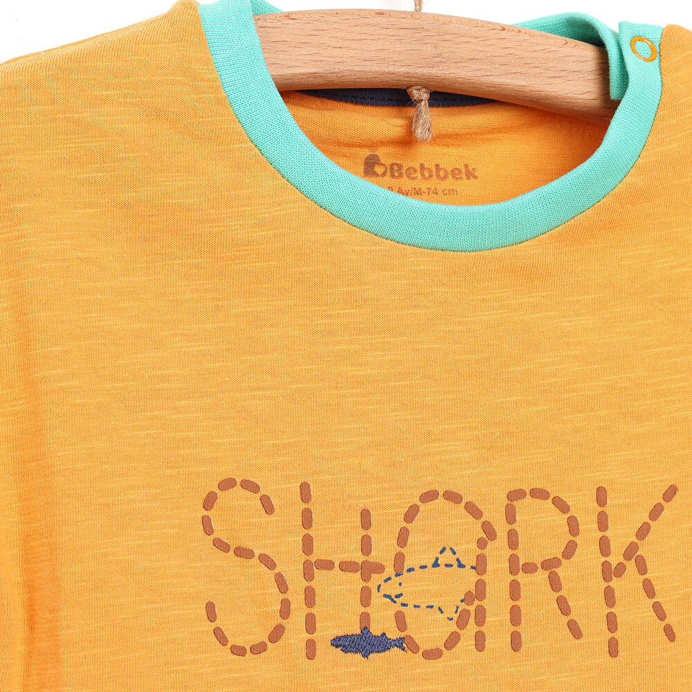 Baby Shark Tshirt-Şort Takım Erkek Bebek