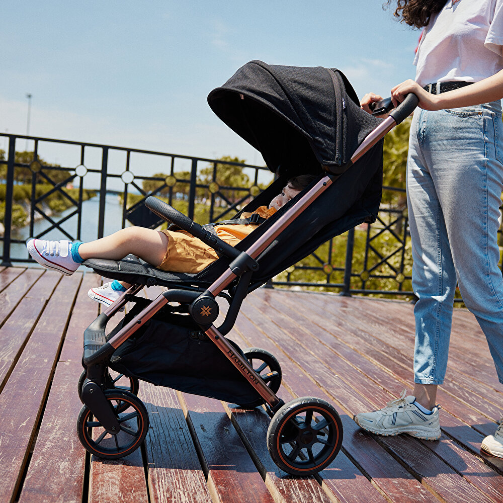 Hamilton R Bebek Arabası