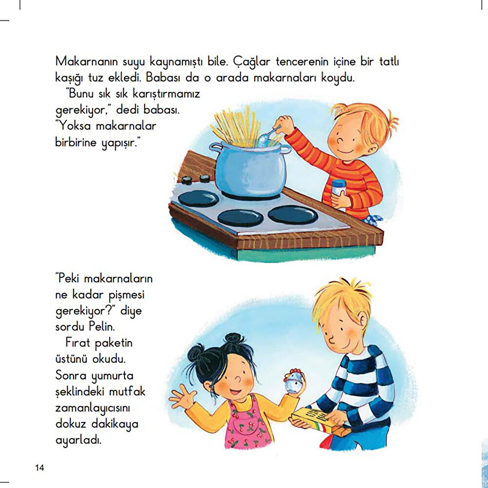 Çağlar Makarna Pişiriyor