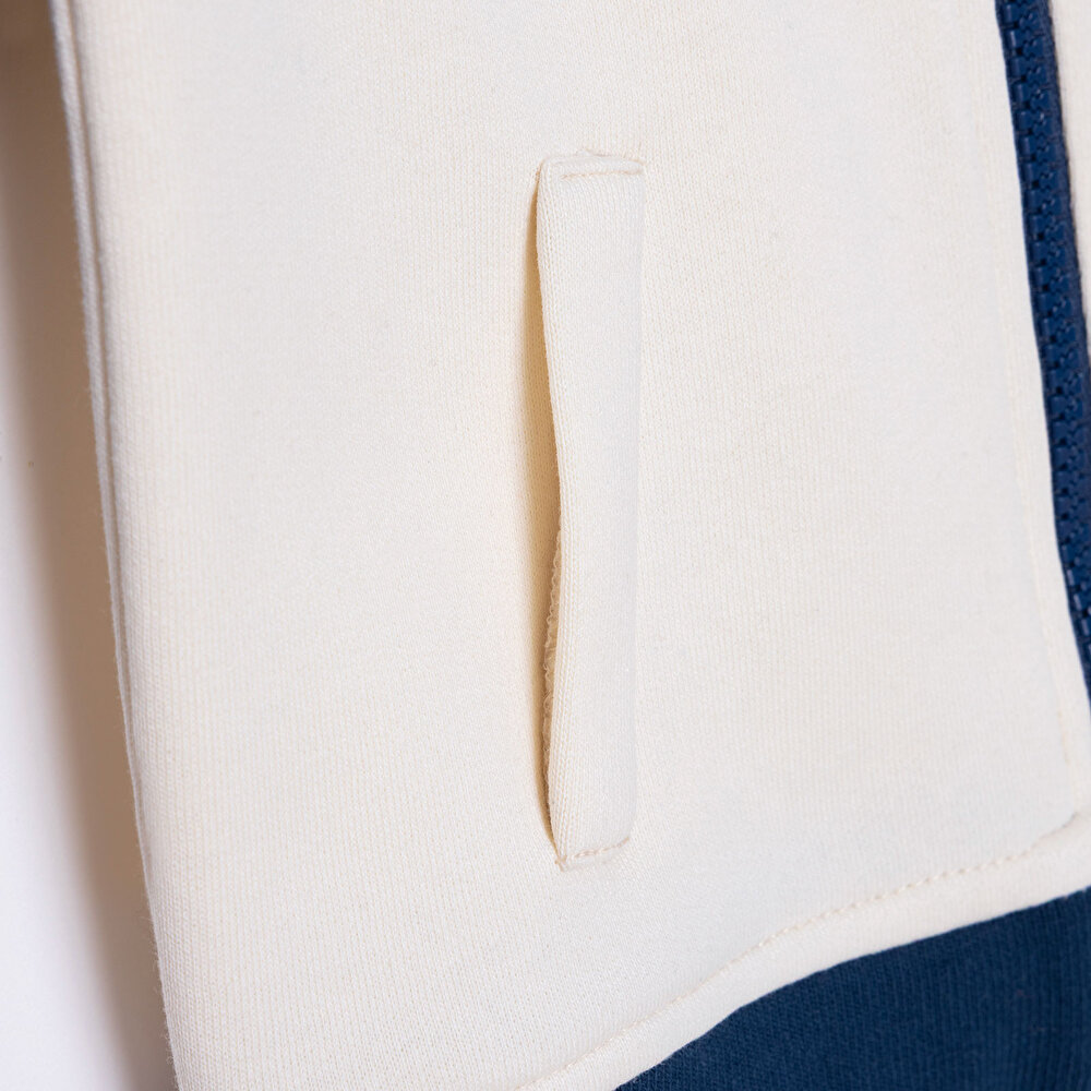 Happy Animals Kolej Montları