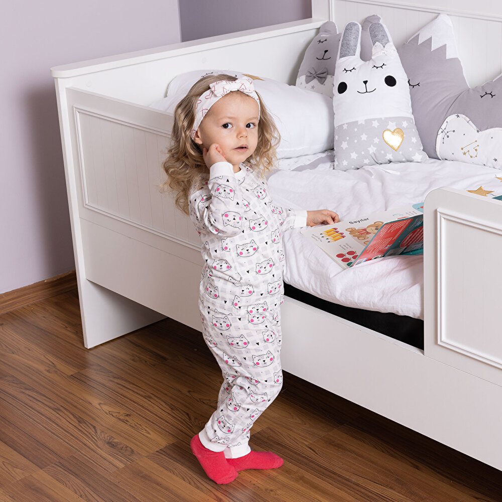 Kız Kedi Desenli Uzun Kol Pijama Takımı