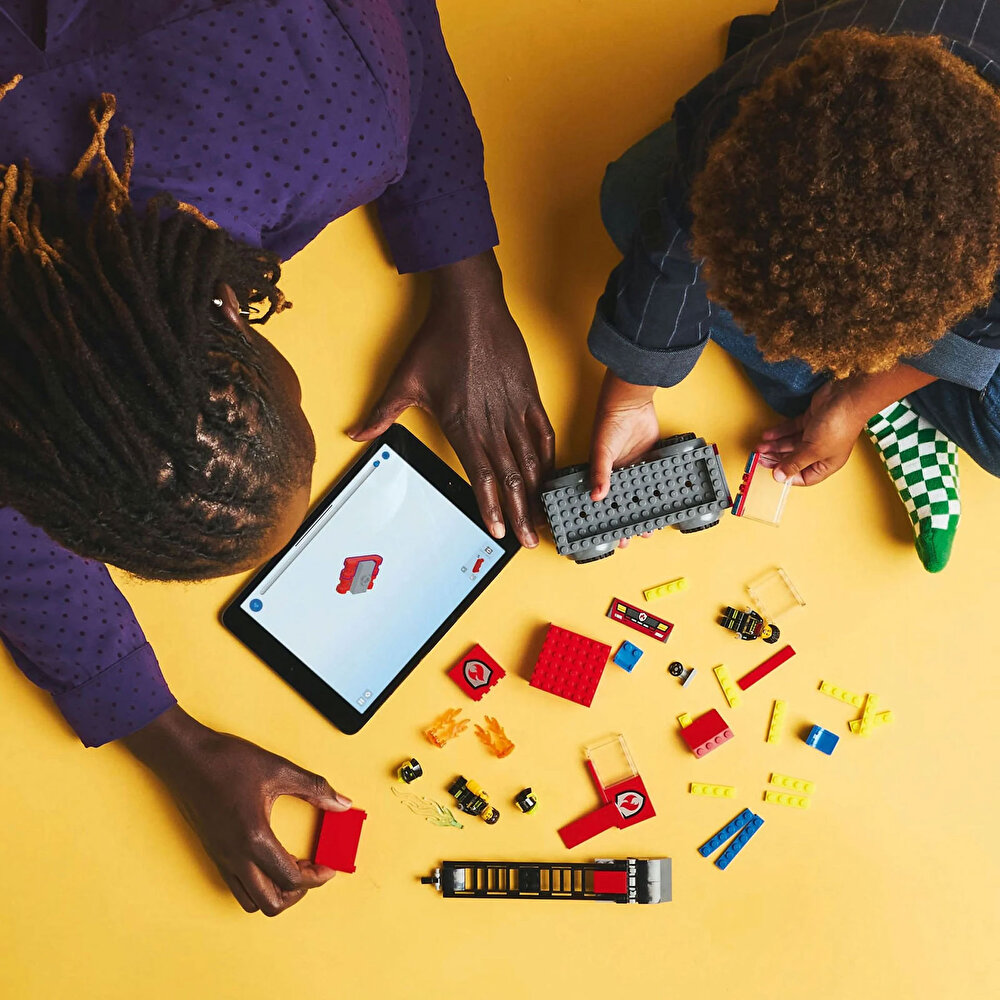 Merdivenli İtfaiye Kamyonu 60463