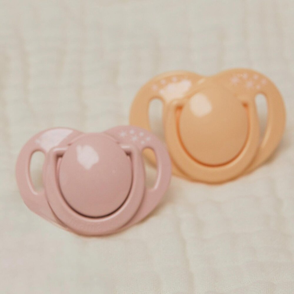 Ortodontik Silikon Emzik 2'li Powder Pınk&Blush 12+ Ay (Sterilizayon/Saklama Kutulu)