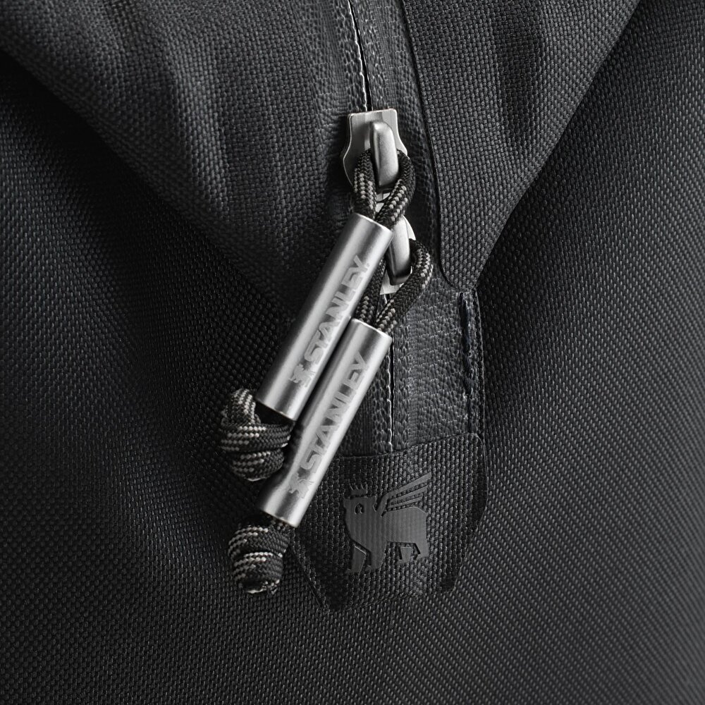 The All-Day Julienne Mini Soğutucu 7L Black