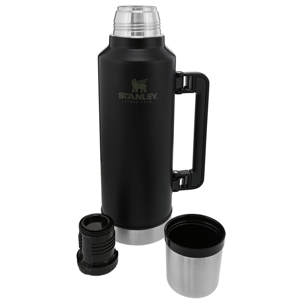 The Legendary Classic Termos 1.9L / 2.0QT Matte Black Pebble