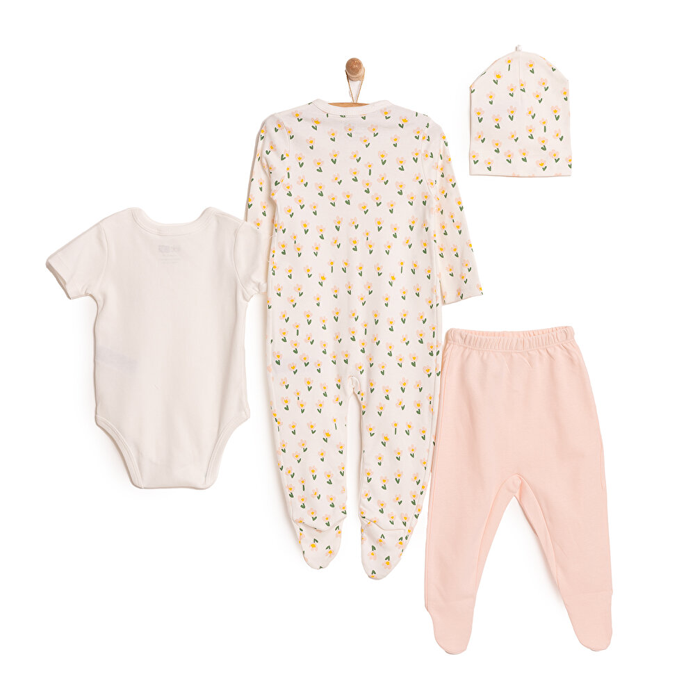 Yenidığan 4'lü Hastane Çıkışı Kız Bebek