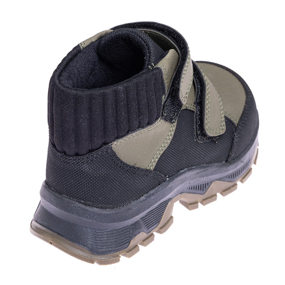 Erkek Bot Erkek Bebek