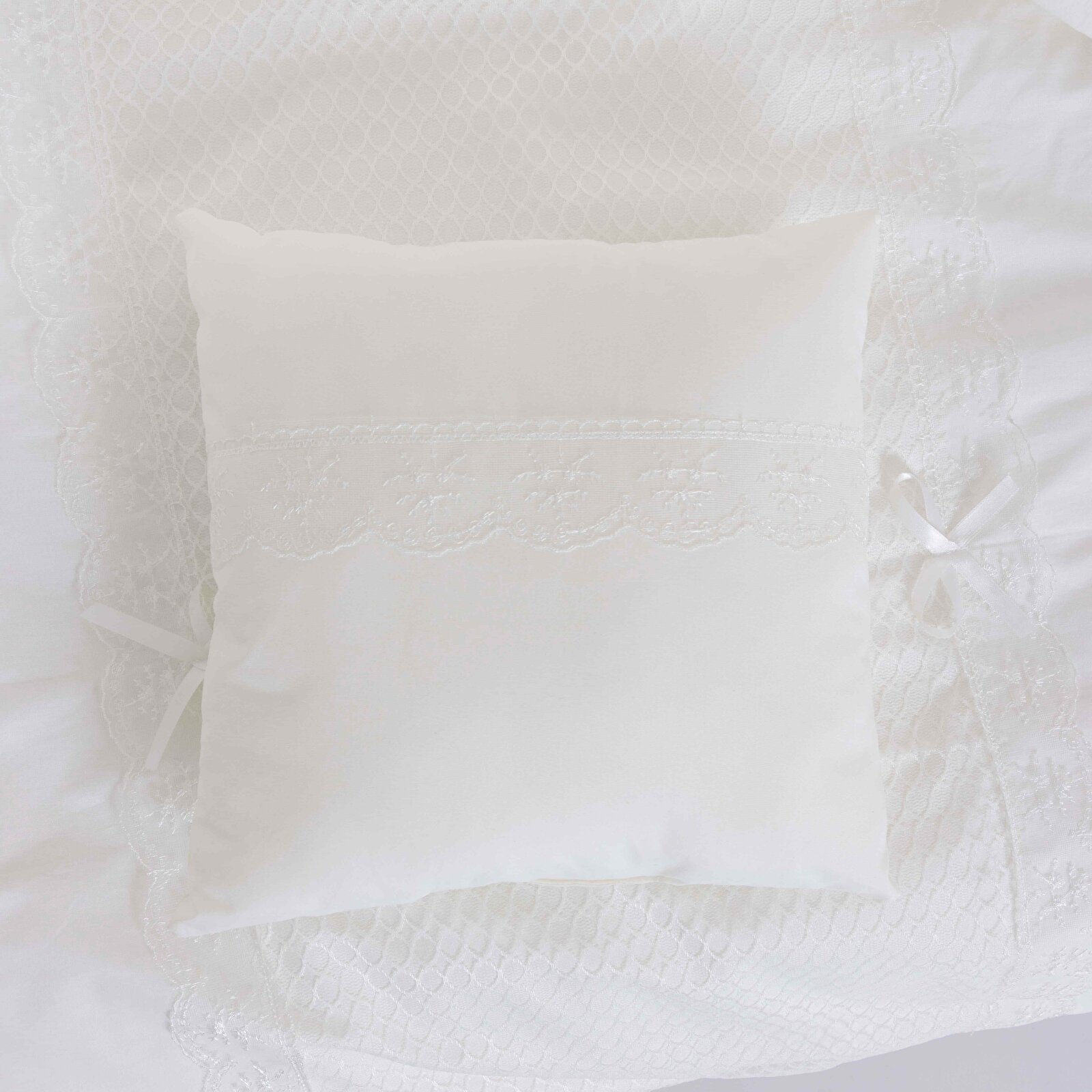 10 Parça Uyku Seti Güpürlü Krem