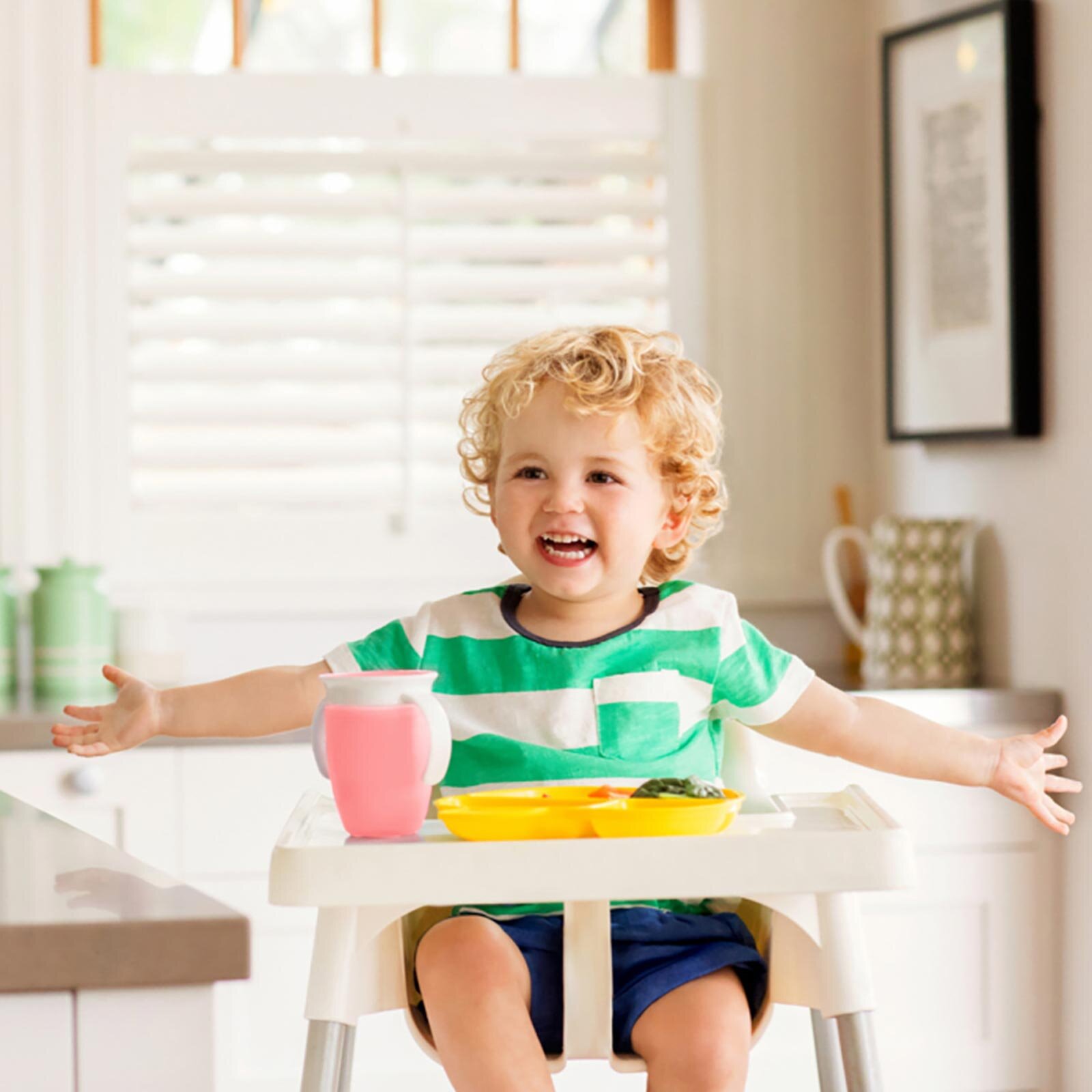 Miracle 360 Derece Alıştırma Bardağı 6+ Ay 207 ml Pembe Miracle 360 Derece Alıştırma Bardağı 6+ Ay 207 ml Pembe