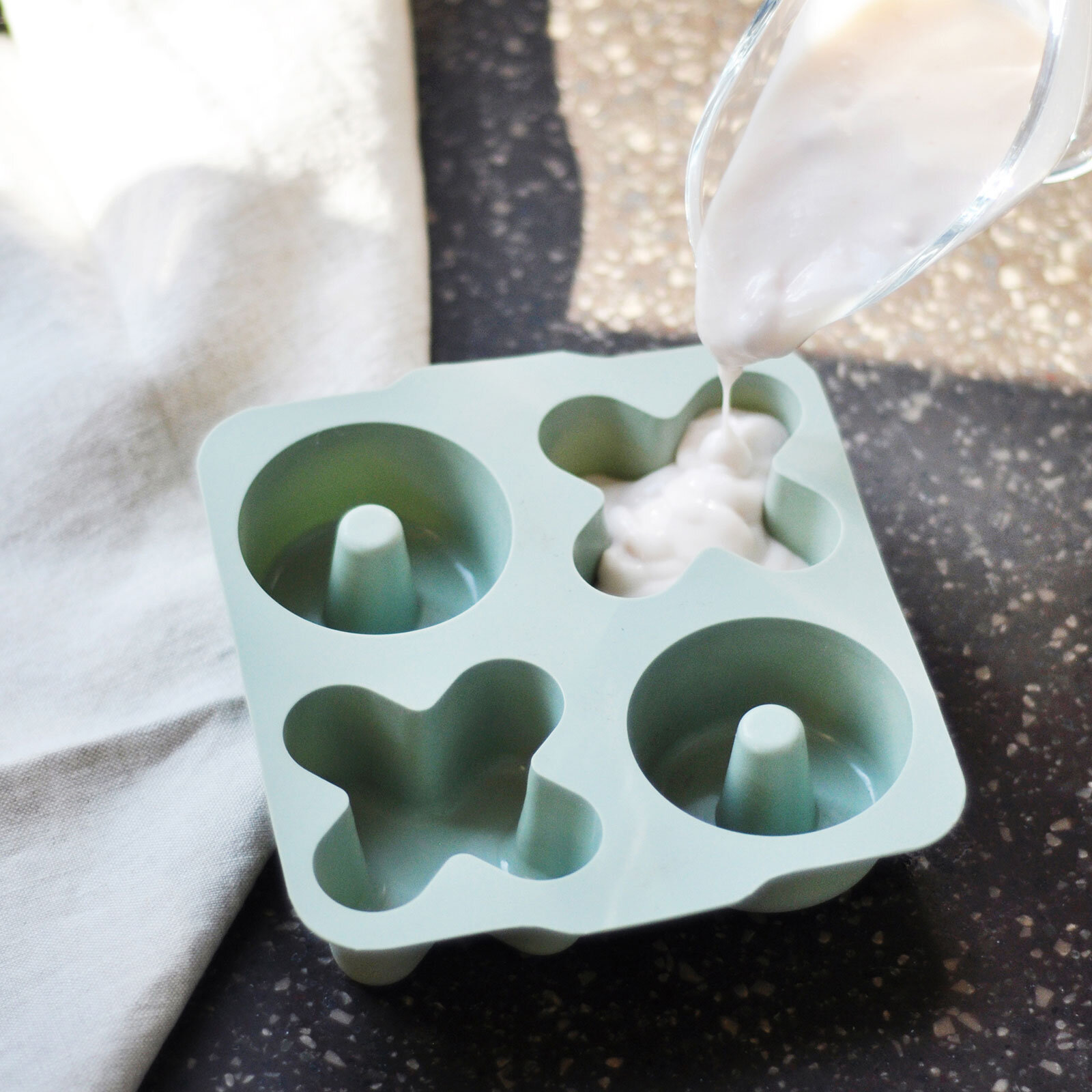 XOXO Muffin Kalıbı Deep Blue Powder Grey XOXO Muffin Kalıbı Deep Blue Powder Grey